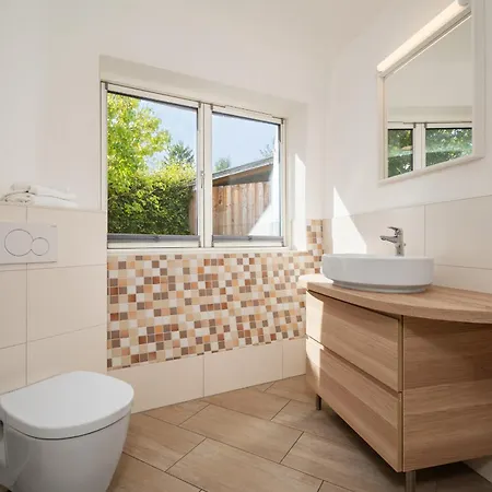 Kugelhaus Chiara - Helles Naturrefugium In Kugelform Am Tollensesee Wustrow (Penzlin)