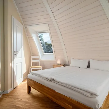 Kugelhaus Chiara - Helles Naturrefugium In Kugelform Am Tollensesee Wustrow