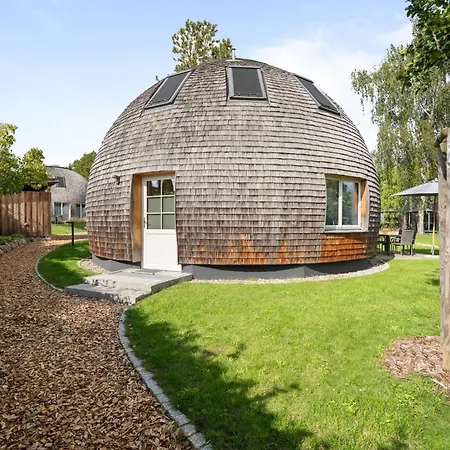 Kugelhaus Chiara - Helles Naturrefugium In Kugelform Am Tollensesee Ferienhaus